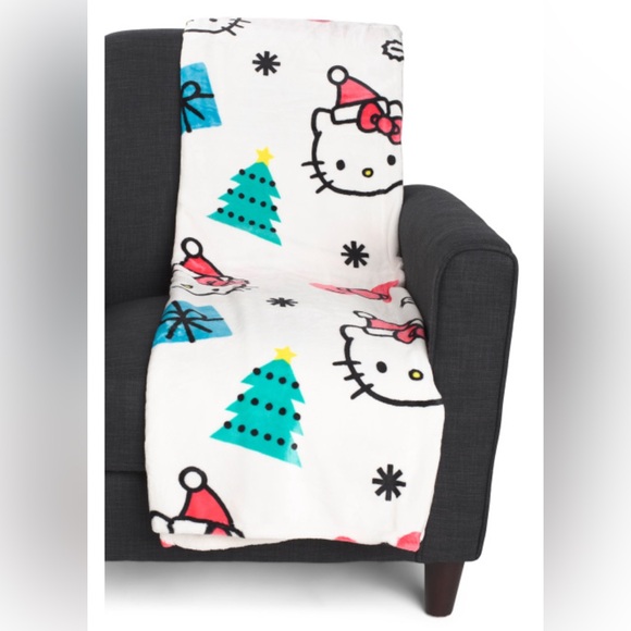 HELLO KITTY Bows And Santa Hat Throw - Picture 2 of 3